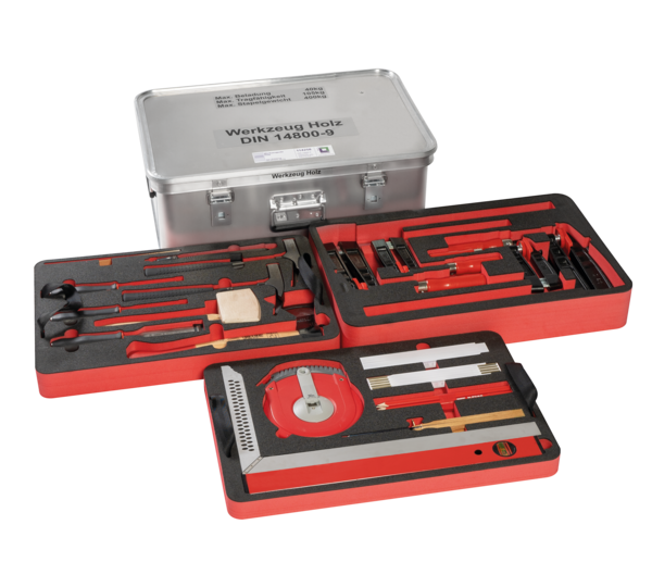 Case with "tool set wood" lettering size 3 | © MUNK GmbH