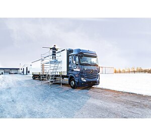 Échaf. de dégivrage mobile, camion vu de devant | © MUNK GmbH